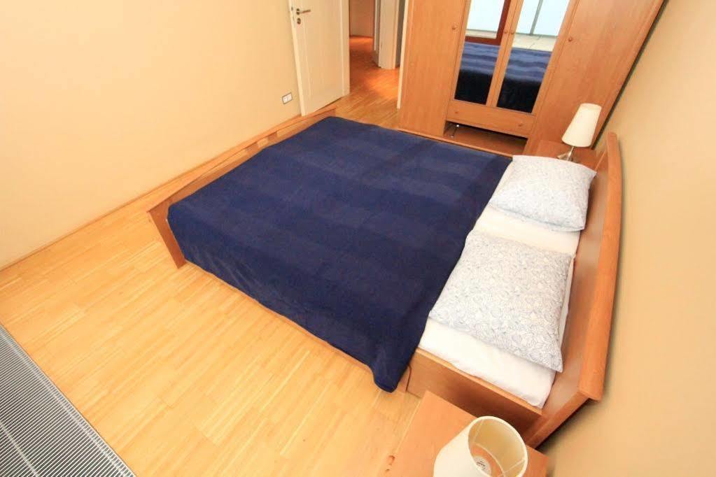 Luxury Apartment River Diamond Residence Praha Eksteriør bilde