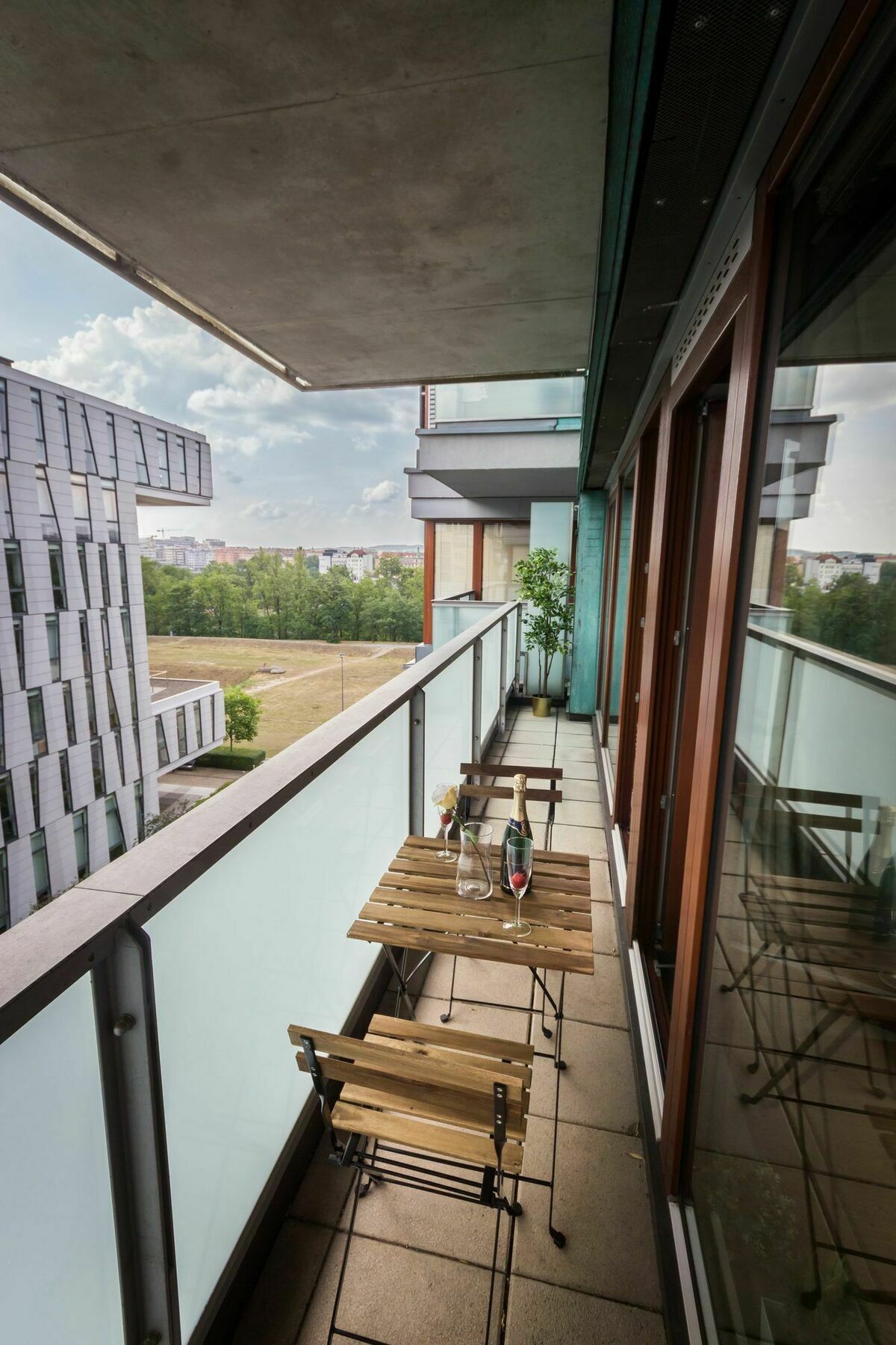Luxury Apartment River Diamond Residence Praha Eksteriør bilde